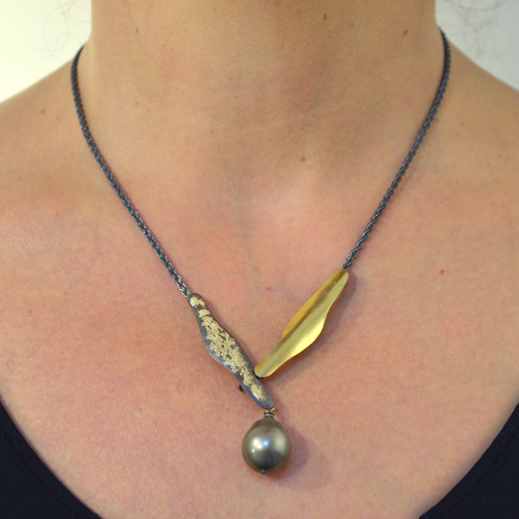 Suzanne Schwartz Jewelry Pearl Necklace