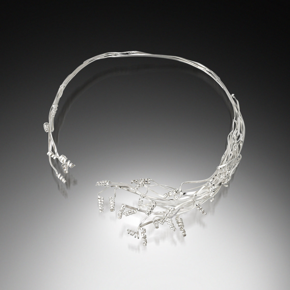 Swirl Collar