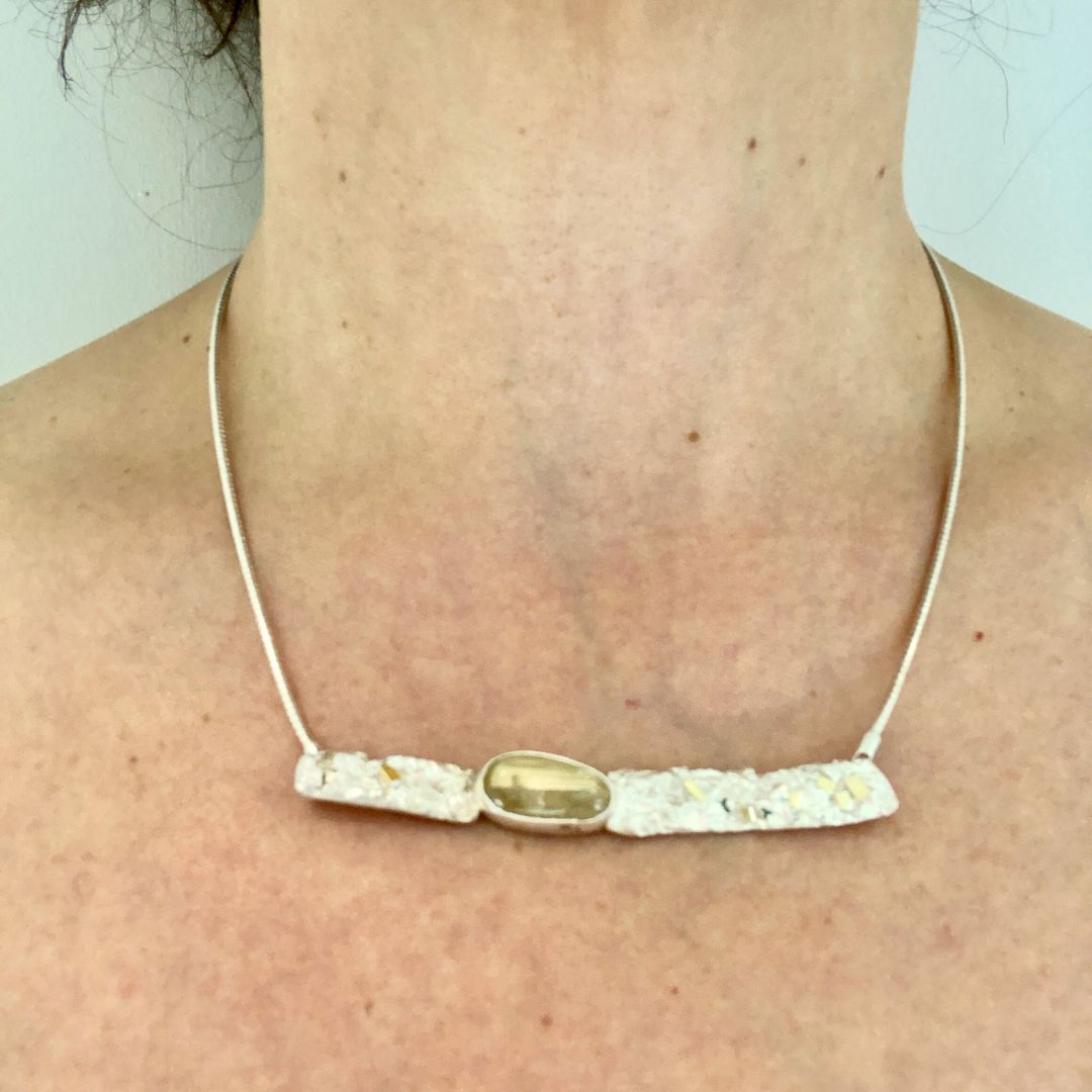 Contour Necklacewith 22k and Lemon Quartz