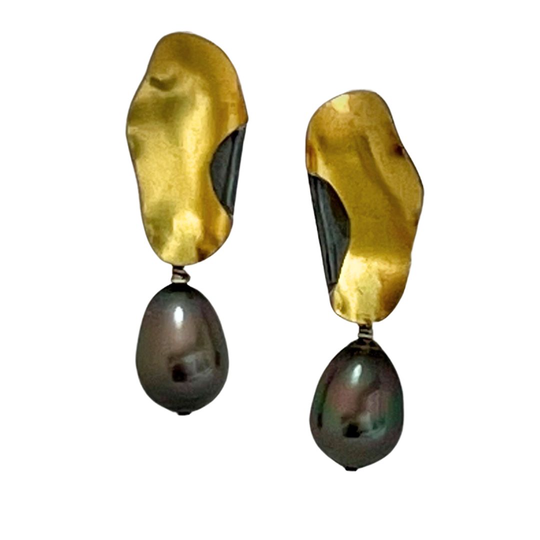 22k Harmony Baroque Pearl Earring with One of a Kind Tahitian Pearl
