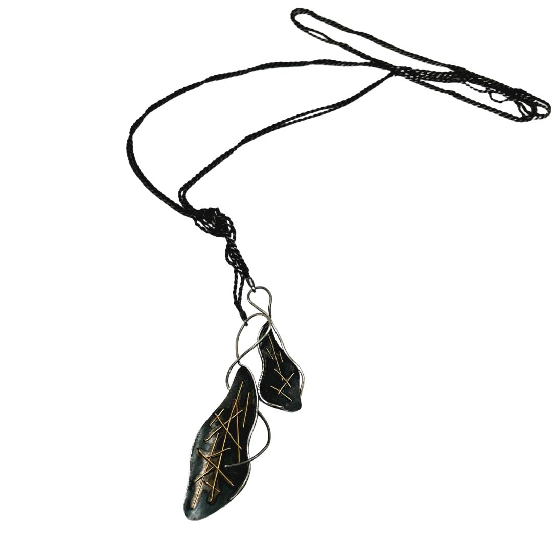 Freeform Lariat
