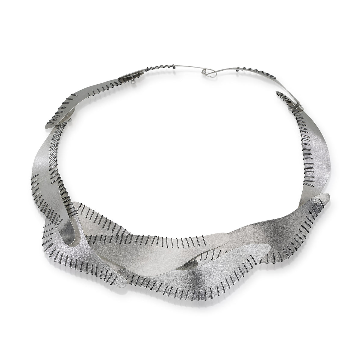 Suzanne Schwartz Fluidity Edge Necklace