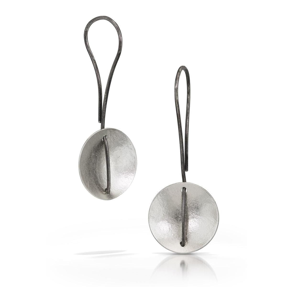 Suzanne Schwartz Hanging Simple Circle Earring