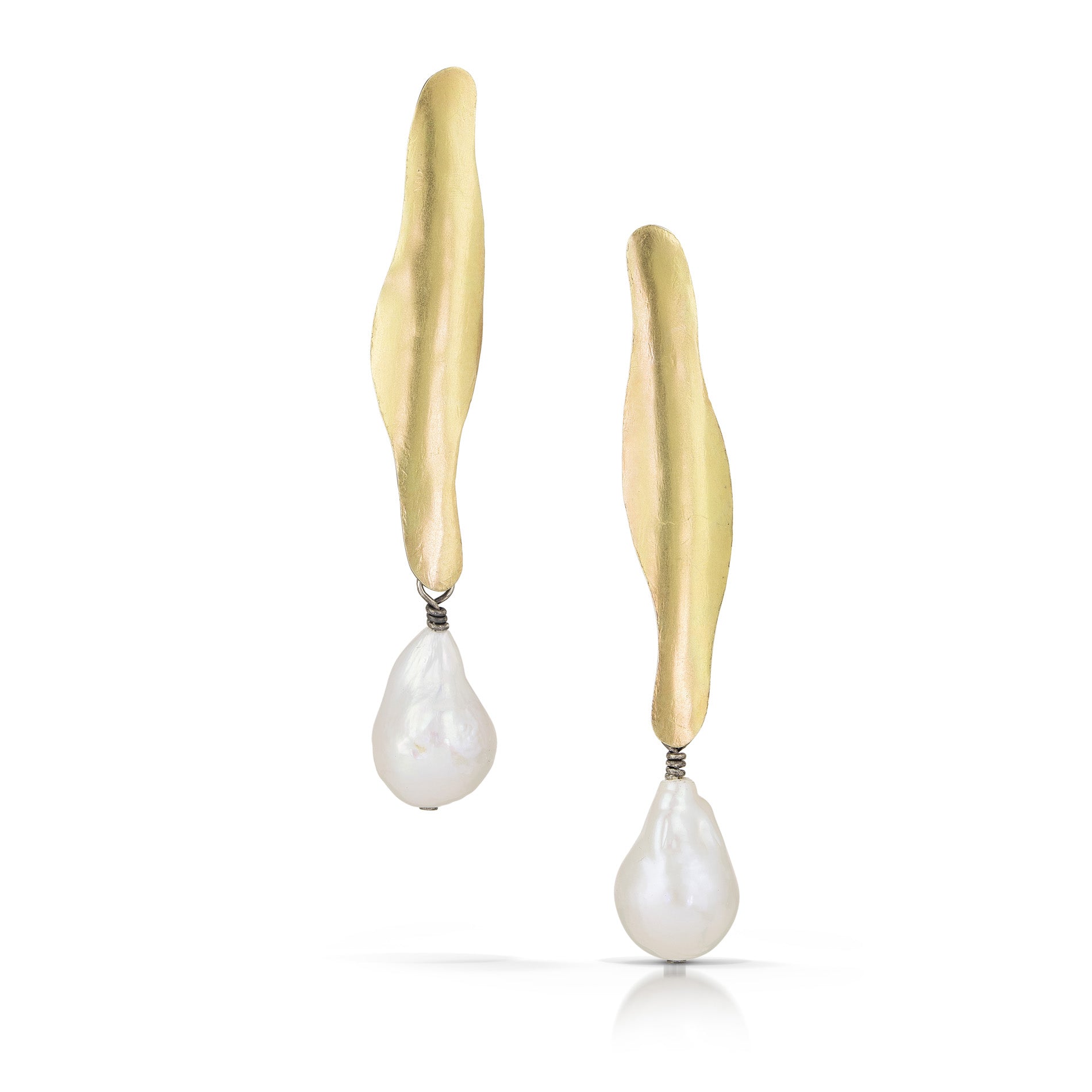 Suzanne Schwartz Pearl Hanging Earrings - Long