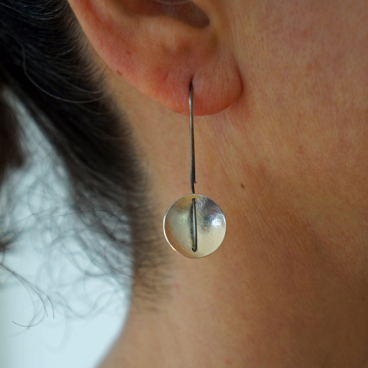 Suzanne Schwartz Hanging Simple Circle Earring